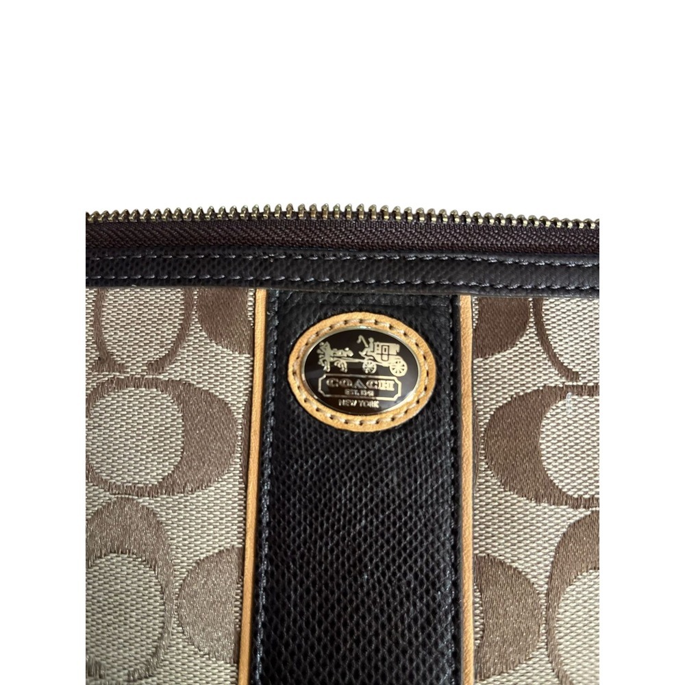 Coach Signature Canvas‎ Wristlet Brown Logo Zip Pouch with Leather Trim - Picture 2 of 4